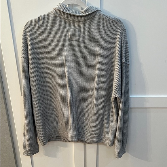 Aerie Gray Waffle Knit Half-Zip Sweatshirt - Picture 3 of 3
